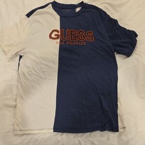 GUESS Men's Blue and White Tee with Orange Logo